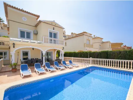 Maison Sandra à Calpe – piscine privée, vue montagne, 4 ch. : photo 23