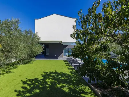 Villa Dots n' Stripes à Fažana, piscine privée 9x4m : photo 37