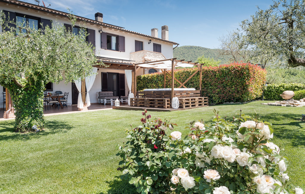 Maison 5 personnes à Massa Martana - Photo 1