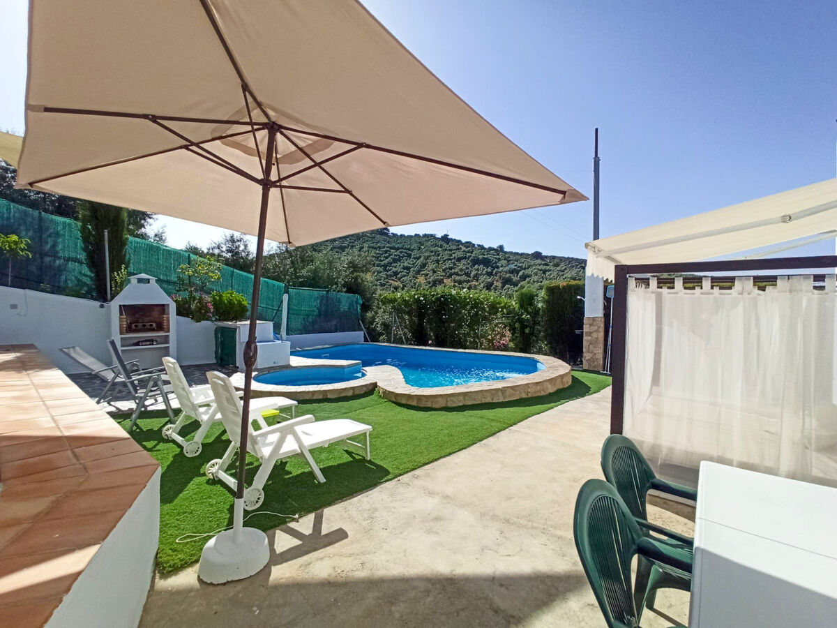 Gîte El Viso – ancienne ferme avec jacuzzi à Rute - Photo 1