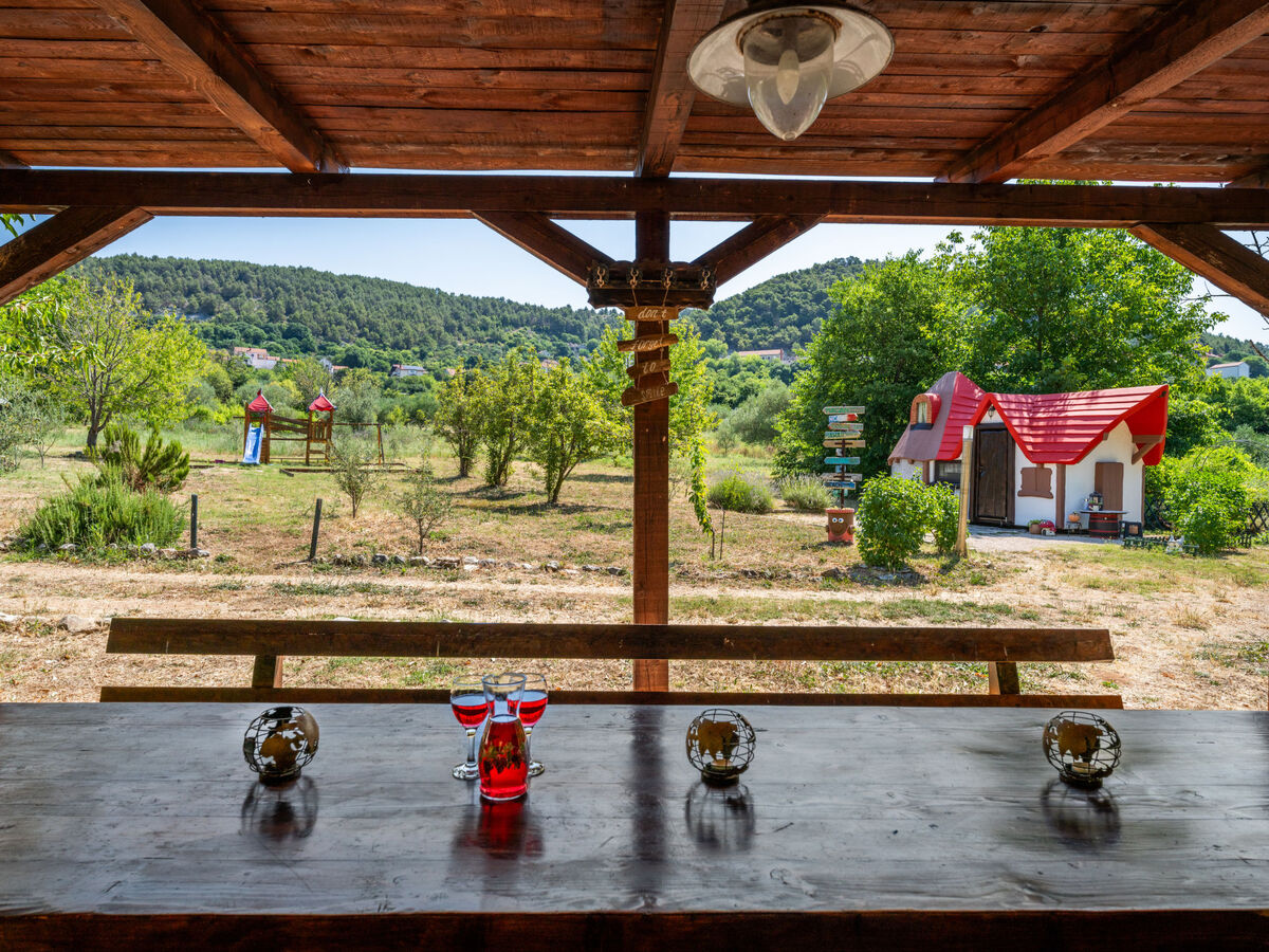 Bungalow Little Castle à Skradin, 11 km de la mer - Photo 12