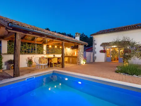 Villa Antonio, maison 3 étages avec piscine chauffée : photo 23
