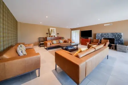 Romulus – Maison 20 personnes, 8 chambres près des Ardennes : photo 2