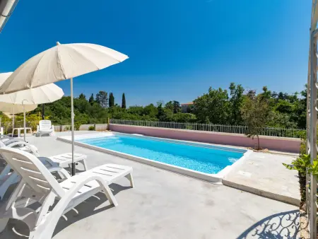 Maison Mario avec piscine chauffée à Svetvinčenat : photo 2