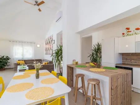Maison Mario avec piscine chauffée à Svetvinčenat : photo 7