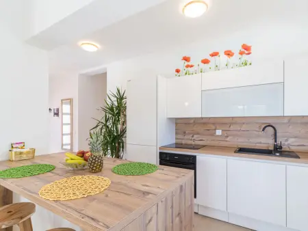 Maison Mario avec piscine chauffée à Svetvinčenat : photo 8
