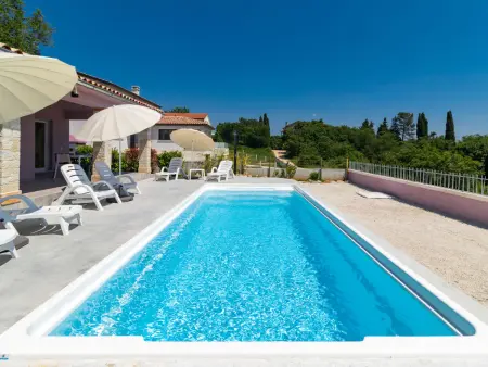 Maison Mario avec piscine chauffée à Svetvinčenat : photo 13