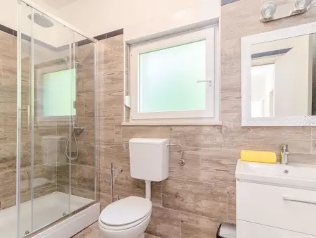 Maison Mario avec piscine chauffée à Svetvinčenat : photo 24