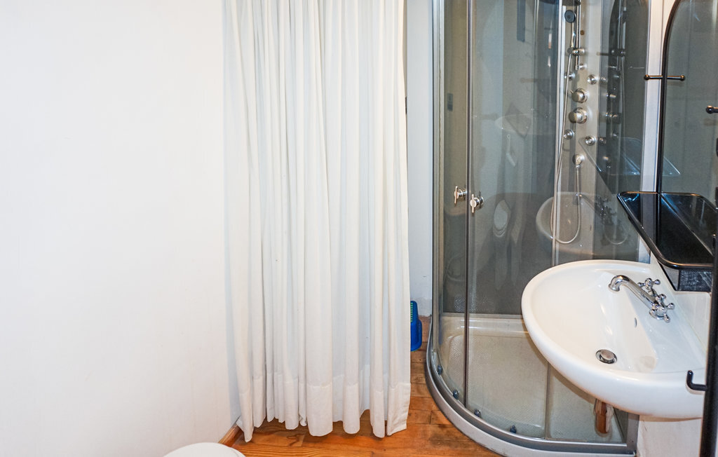 Maison 4 chambres avec piscine à Siran - Photo 25