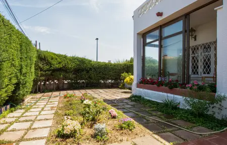 Maison 5 chambres avec piscine et vue mer à Alella : photo 13