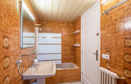 Maison 5 chambres avec piscine et vue mer à Alella : photo 36