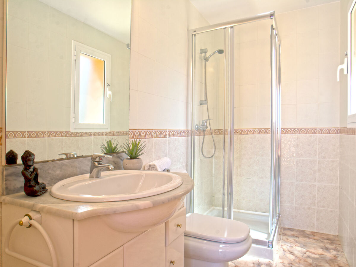 Villa Gardenia – piscine privée et vue montagne à Calpe - Photo 17