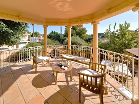 Villa Liriopadel à Calpe – 7 chambres, piscine et terrain clos - Photo 2