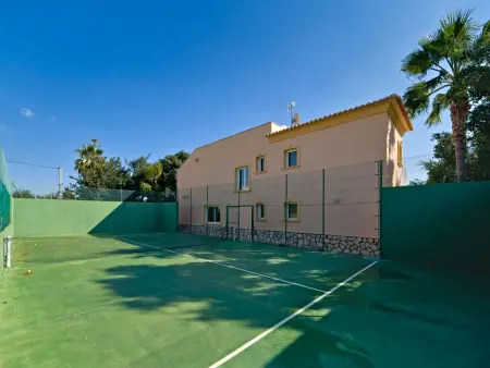 Villa Liriopadel à Calpe – 7 chambres, piscine et terrain clos - Photo 4