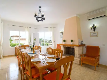 Villa Liriopadel à Calpe – 7 chambres, piscine et terrain clos - Photo 5