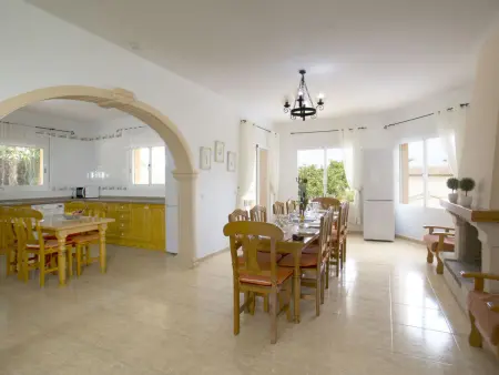 Villa Liriopadel à Calpe – 7 chambres, piscine et terrain clos - Photo 8