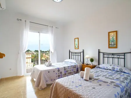 Villa Liriopadel à Calpe – 7 chambres, piscine et terrain clos - Photo 10