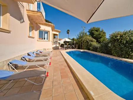 Villa Liriopadel à Calpe – 7 chambres, piscine et terrain clos - Photo 26