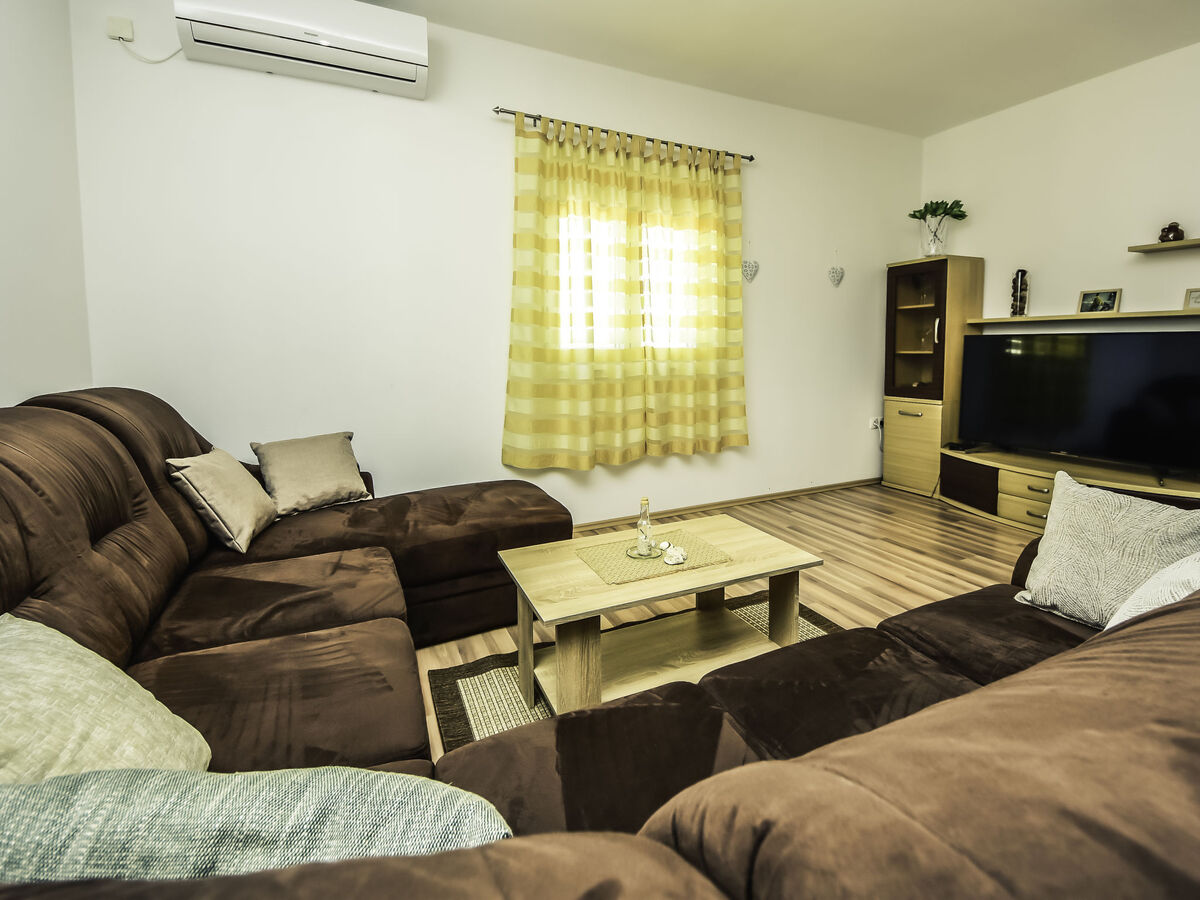 Maison Nisa avec piscine privée, Ražanac - Photo 8