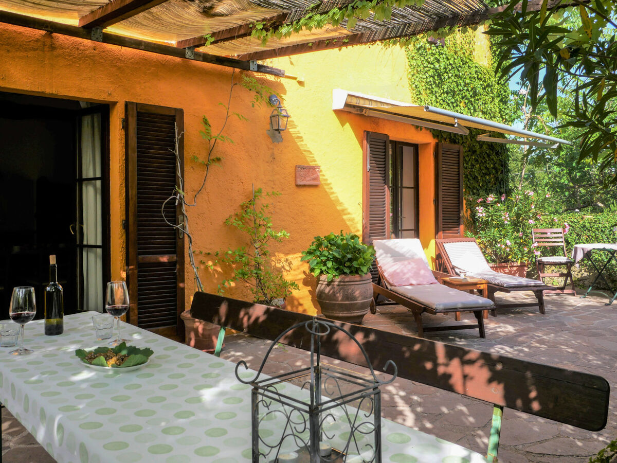 Pergola – Maison 3 chambres en forêt toscane, piscine - Photo 24