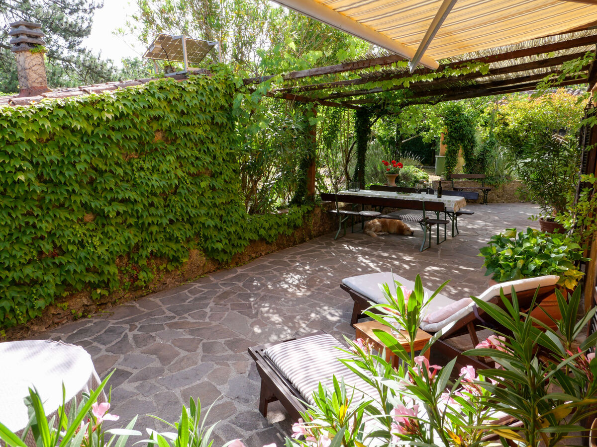 Pergola – Maison 3 chambres en forêt toscane, piscine - Photo 28