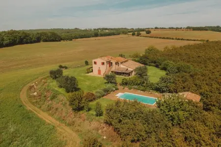 Location maison à Orte, Villa à Orte avec piscine privée