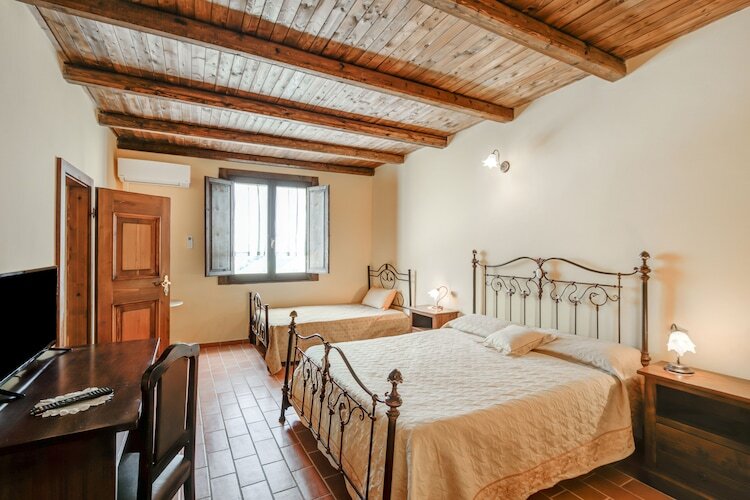 Casa Coloniale : maison 5 chambres avec jardin à Mosciano - Photo 5