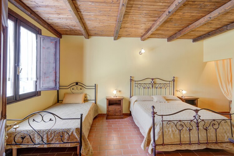Casa Coloniale : maison 5 chambres avec jardin à Mosciano - Photo 15