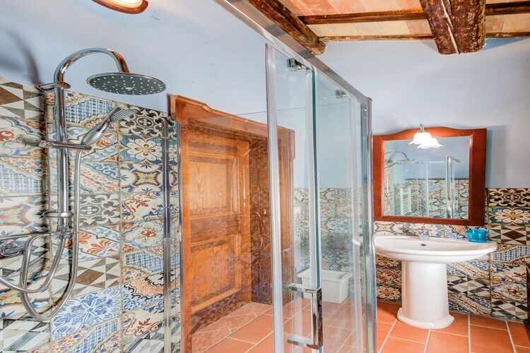 Casa Coloniale : maison 5 chambres avec jardin à Mosciano - Photo 28
