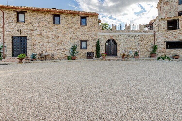 Casa Coloniale : maison 5 chambres avec jardin à Mosciano - Photo 33