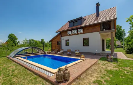 Location maison à Gospic