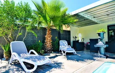 Maison 4 chambres avec piscine privée près d'Avignon : photo 9