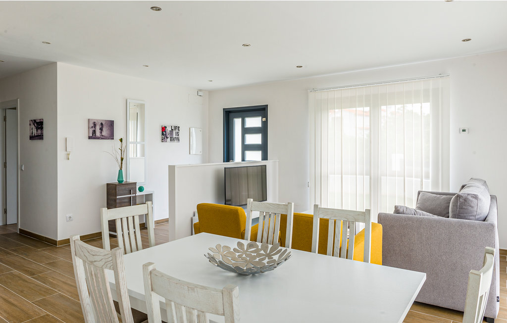 Maison moderne avec jardin et piscine privée, Noia - Photo 4