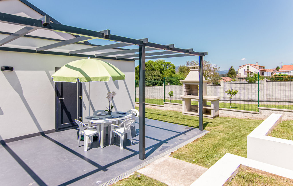 Maison moderne avec jardin et piscine privée, Noia - Photo 7