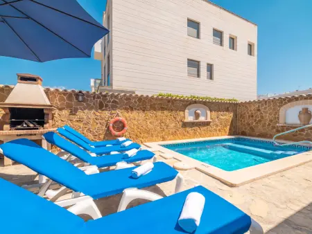 Pintor Beach House – maison avec piscine à 100 m de la plage : photo 2