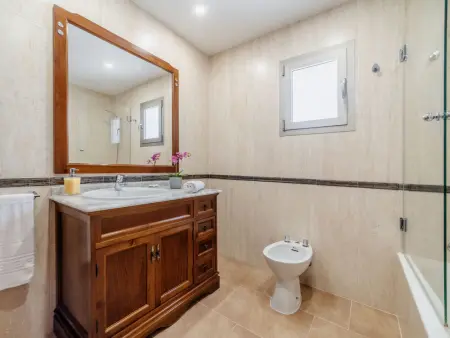 Pintor Beach House – maison avec piscine à 100 m de la plage : photo 12