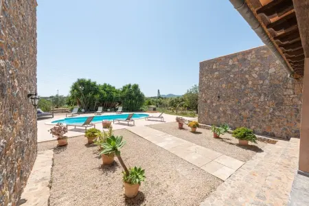 Villa Bellpuig à Artà : piscine, jacuzzi et pierre : photo 22