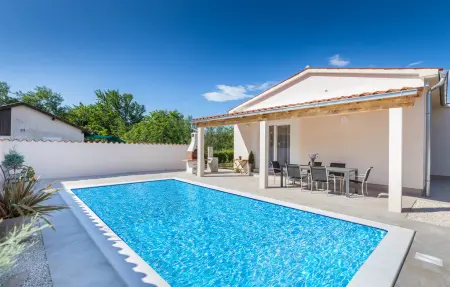 Location maison à Valbandon