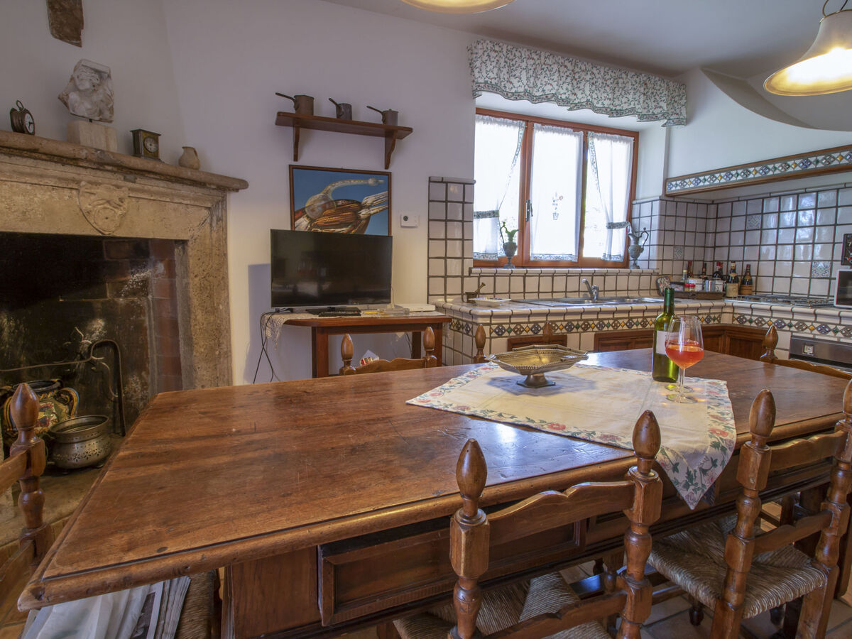 Villa Carolina – 450 m² avec piscine au Lago di Vico - Photo 8