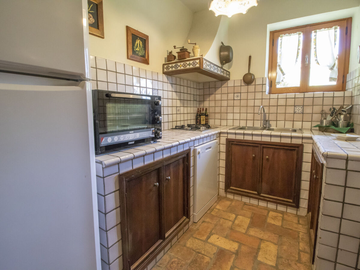 Villa Carolina – 450 m² avec piscine au Lago di Vico - Photo 9