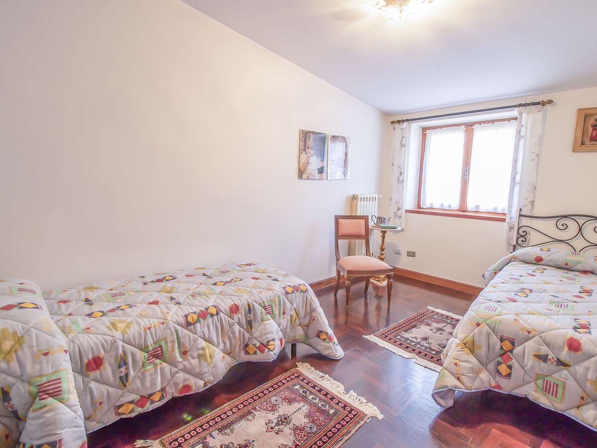 Villa Carolina – 450 m² avec piscine au Lago di Vico - Photo 13