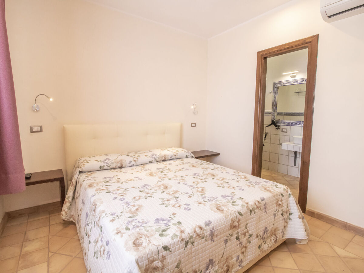 Villa Carolina – 450 m² avec piscine au Lago di Vico - Photo 17