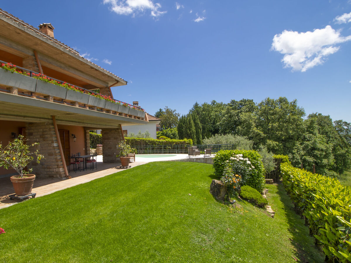Villa Carolina – 450 m² avec piscine au Lago di Vico - Photo 27