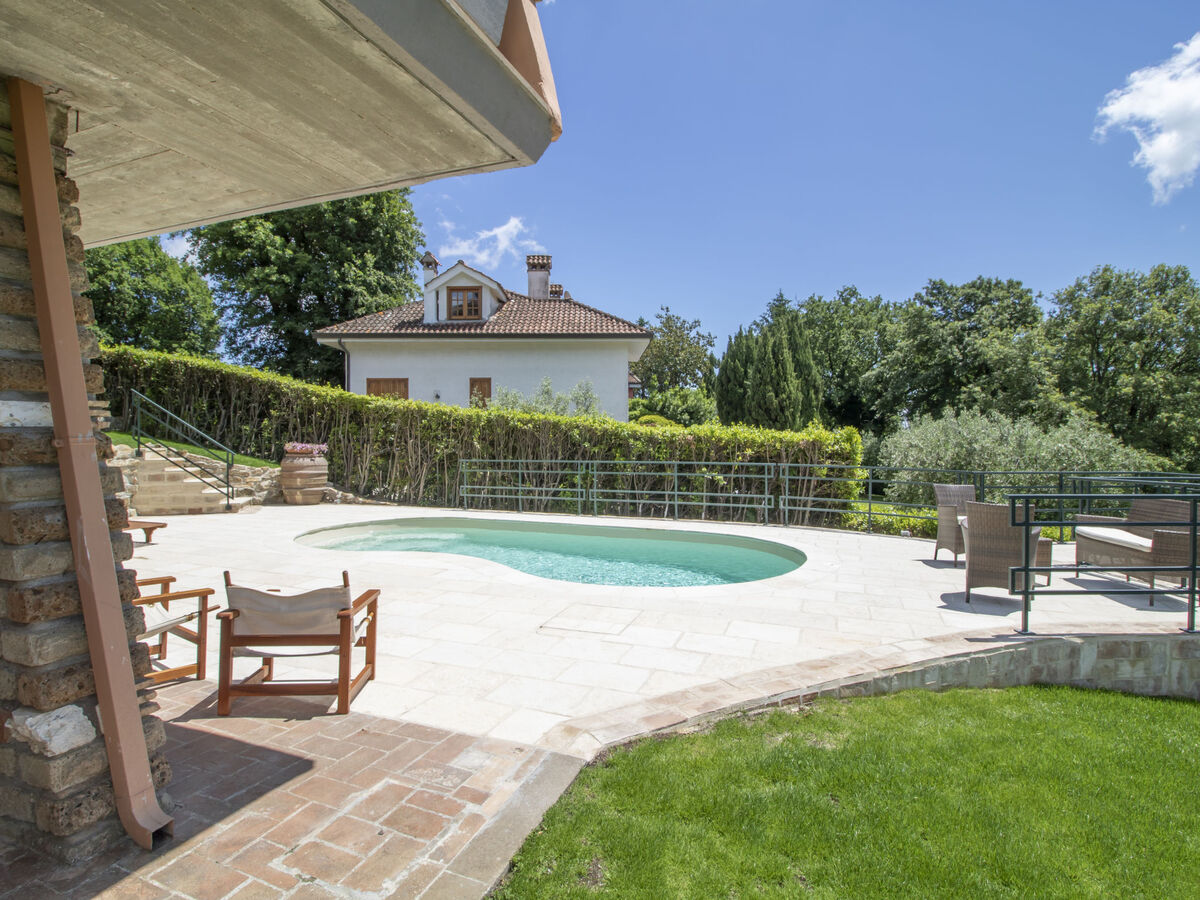 Villa Carolina – 450 m² avec piscine au Lago di Vico - Photo 30