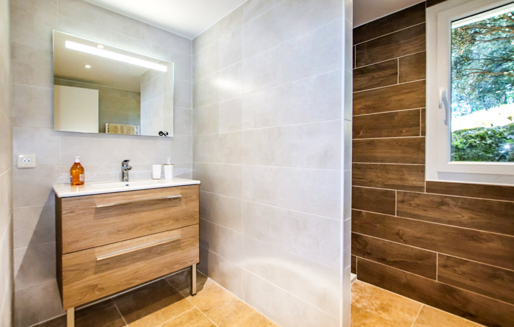 Maison rustique 7 pers. avec piscine privée à Colonzelle - Photo 25