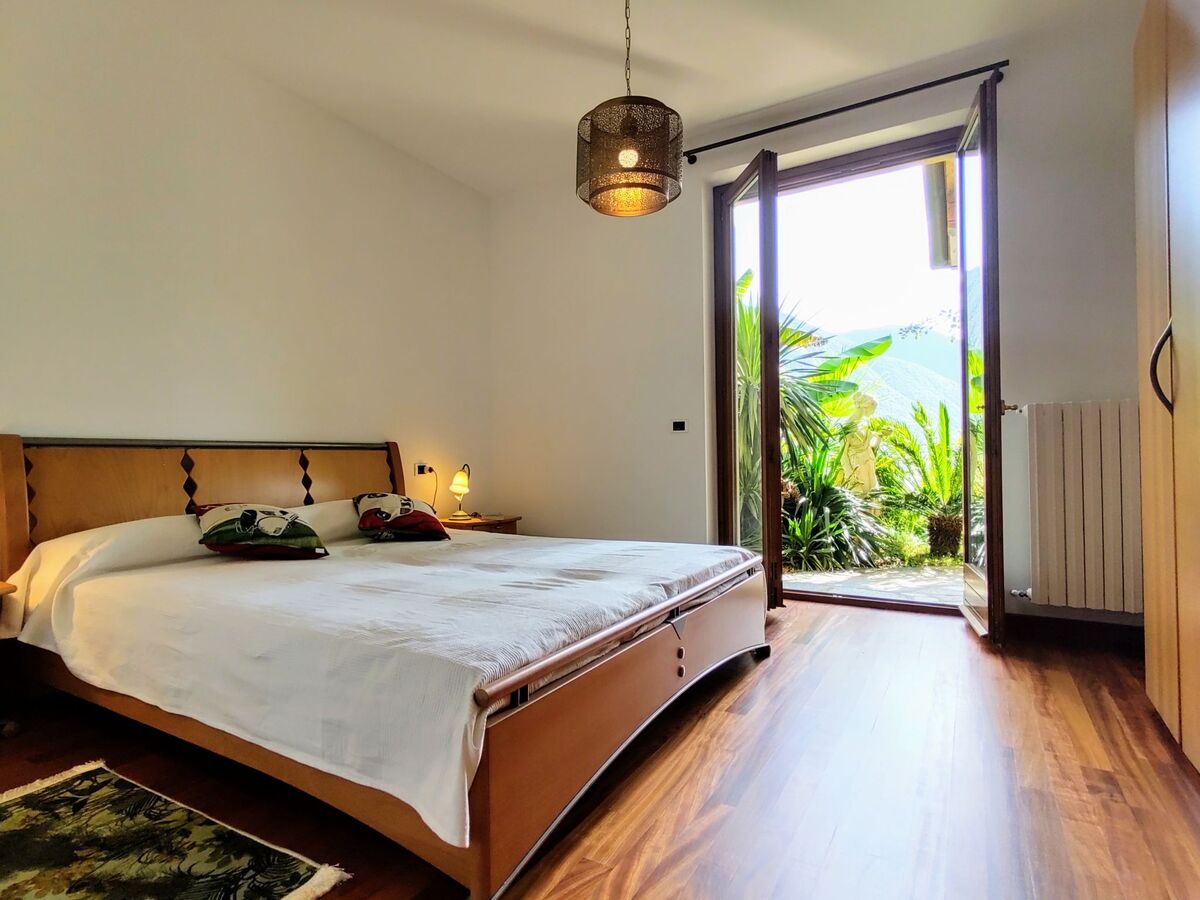 Villa Massimo – Maison 3 étages avec piscine, vue lac - Photo 15