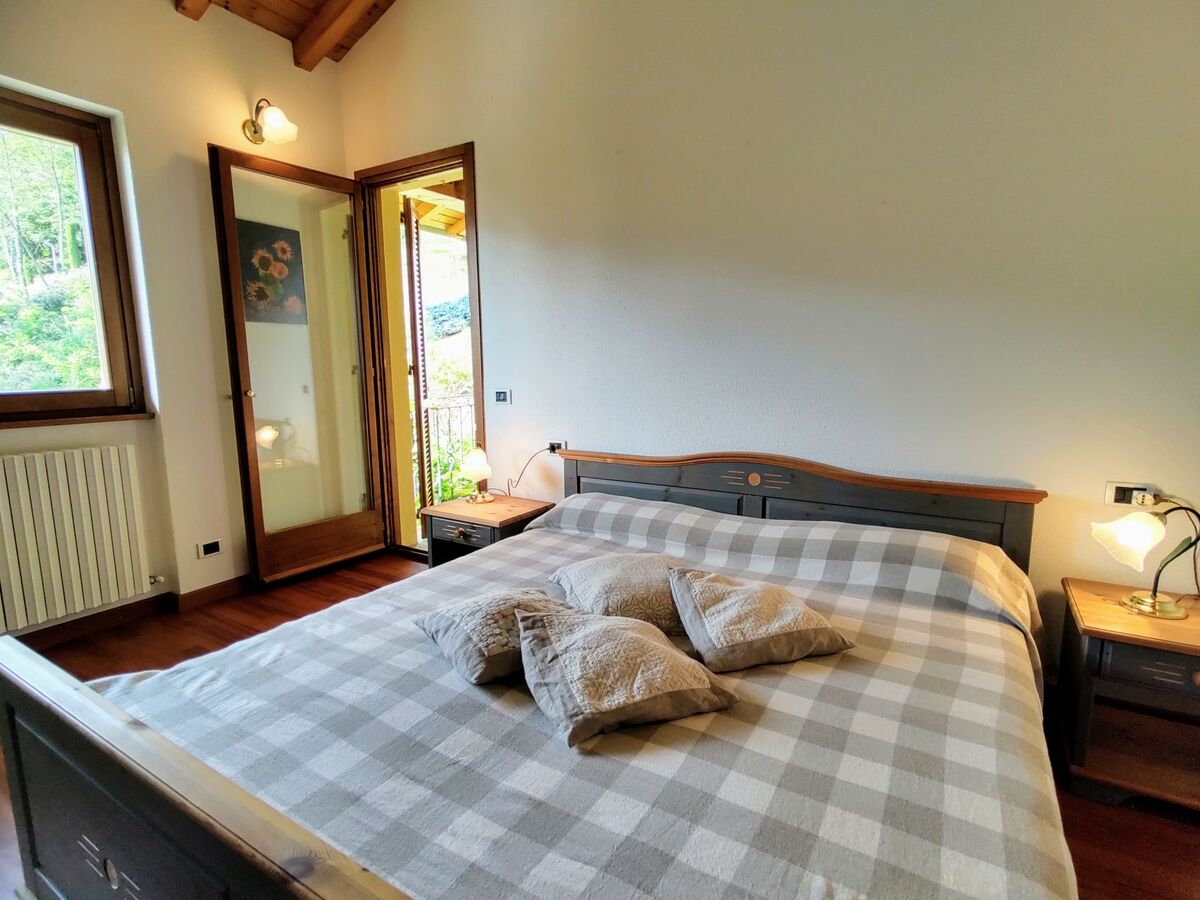 Villa Massimo – Maison 3 étages avec piscine, vue lac - Photo 24
