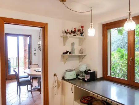 Villa Massimo – Maison 3 étages avec piscine, vue lac : photo 13