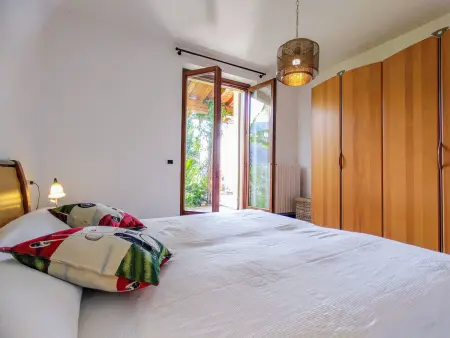 Villa Massimo – Maison 3 étages avec piscine, vue lac : photo 17