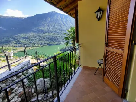 Villa Massimo – Maison 3 étages avec piscine, vue lac : photo 33
